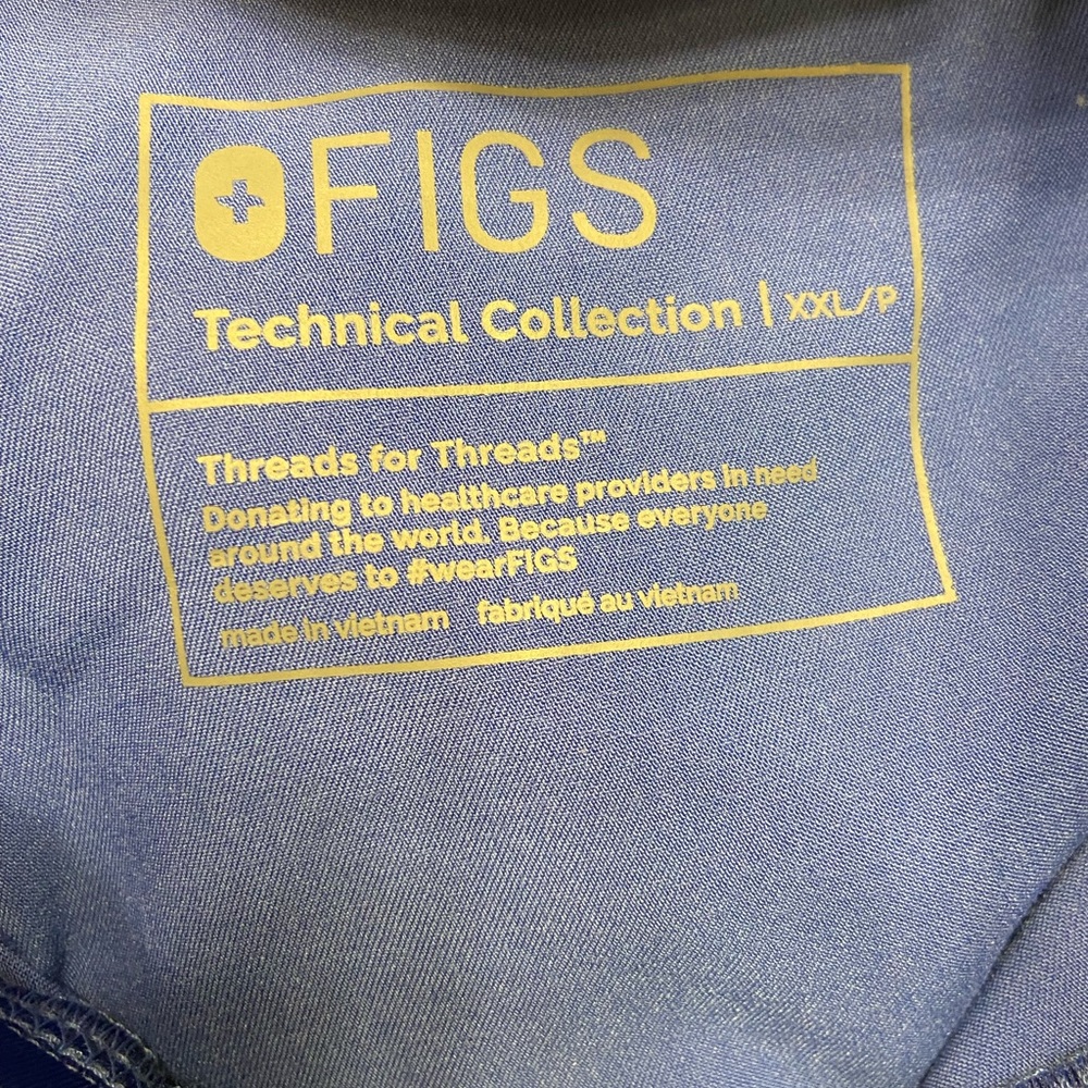Petite size XXL Figs scrub pants from the Technical Collection.  NWT